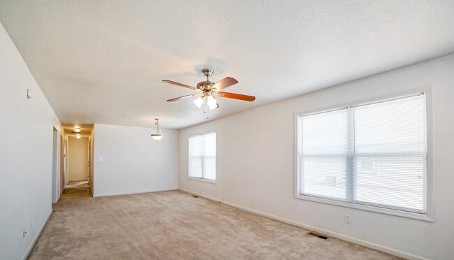 914 Jackalope Ct in Junction City, KS - Building Photo - Building Photo