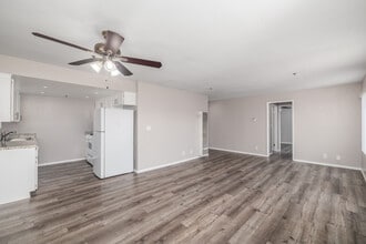 12304 Grevillea Ave. in Hawthorne, CA - Building Photo - Interior Photo
