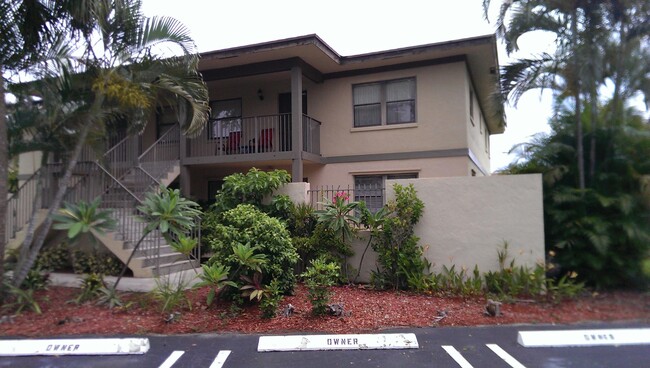 property at 3011 SW 21st Terrace