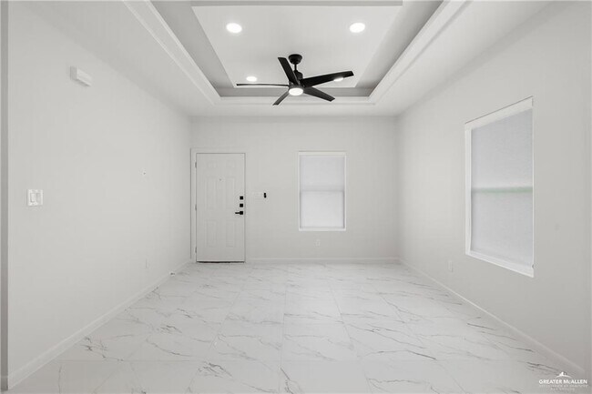 1424 E Hibiscus Ave in McAllen, TX - Building Photo - Building Photo