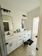 2420 Brooklyn Bridge St in Las Vegas, NV - Foto de edificio - Building Photo