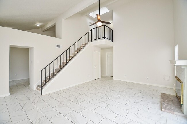 property at 11818 Spring Grove Dr
