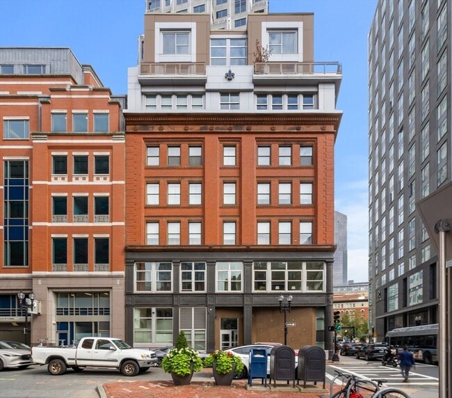 property at 88 Kingston St