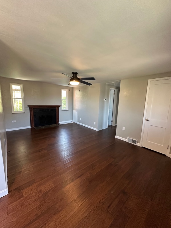 5136 Fieldcrest Dr in Pittsburgh, PA - Building Photo - Building Photo