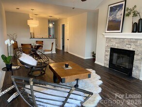 18711 Vineyard Point Ln in Cornelius, NC - Building Photo - Building Photo