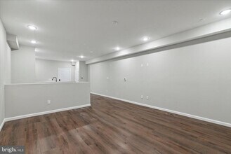 1230 N Marshall St in Philadelphia, PA - Building Photo - Building Photo