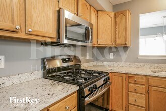 2210 Wynbrooke Blvd in Indianapolis, IN - Building Photo - Building Photo