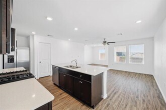 7449 Sparkling Light Dr in Austin, TX - Building Photo - Building Photo