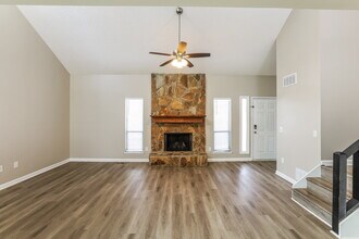 338 St Patrick Dr SW in Mableton, GA - Building Photo - Building Photo