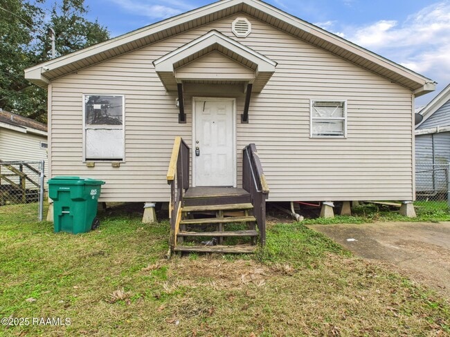 615 Walker Rd in Lafayette, LA - Building Photo - Building Photo