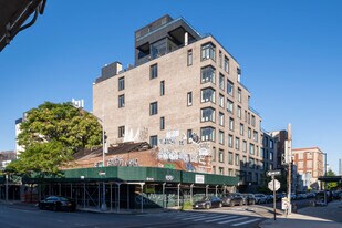 N7 Williamsburg in Brooklyn, NY - Building Photo