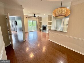 6553 Grange Ln-Unit -203 in Alexandria, VA - Building Photo - Building Photo