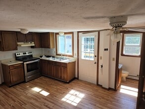 39 1/2 E Street Ext in Milford, MA - Building Photo - Building Photo