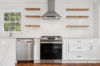8323 Cliffside Dr in Charlotte, NC - Building Photo - Building Photo