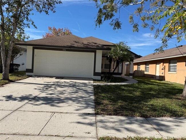 4352 Sandhurst Dr in Orlando, FL - Building Photo - Building Photo