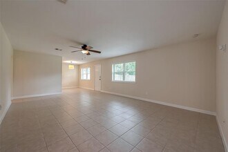 25907 Glen Loch Dr in Spring, TX - Building Photo - Building Photo