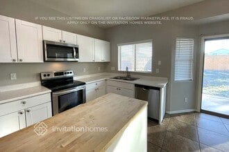 1421 S 123rd Dr in Avondale, AZ - Foto de edificio - Building Photo