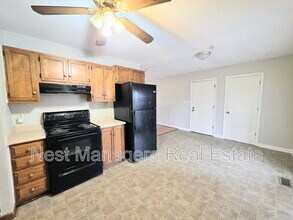 4602 Gardenwood Ct in Fayetteville, NC - Building Photo - Building Photo