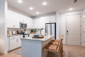 Madison Watergrass in Wesley Chapel, FL - Foto de edificio - Interior Photo