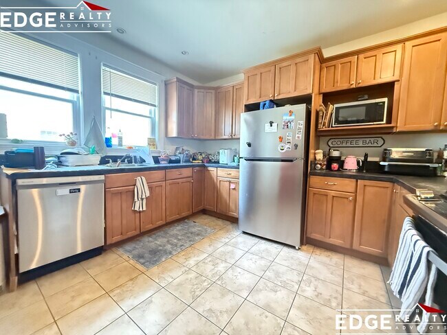 45 Radnor Rd, Unit 1A in Boston, MA - Building Photo - Building Photo