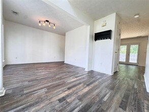 3945 Brushy Creek Way in Suwanee, GA - Building Photo - Building Photo