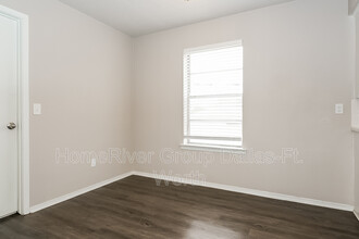 8258 Westrock Dr in Dallas, TX - Building Photo - Building Photo