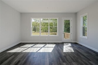 2786 Woodland Terrace in Smyrna, GA - Building Photo - Building Photo