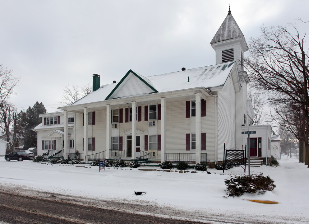 202 High St in Williamston, MI - Building Photo