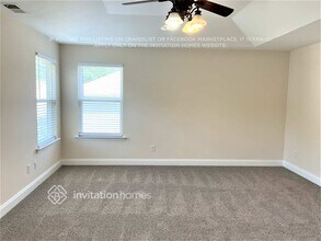 2415 Harwood Hills Ln in Charlotte, NC - Foto de edificio - Building Photo