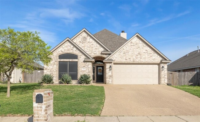 property at 935 Turtle Dove Trail