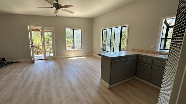 43 Laureles Grade in Salinas, CA - Building Photo - Building Photo