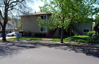 176 Towne Ter in Los Gatos, CA - Foto de edificio - Building Photo