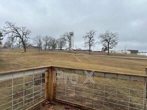 111 Elm St in Washburn, MO - Building Photo - Building Photo