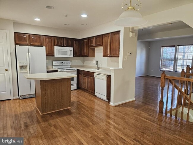 7136 Deep Falls Way in Elkridge, MD - Building Photo - Building Photo