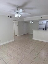 5520 NW 61st St, Unit #205 in Coconut Creek, FL - Building Photo