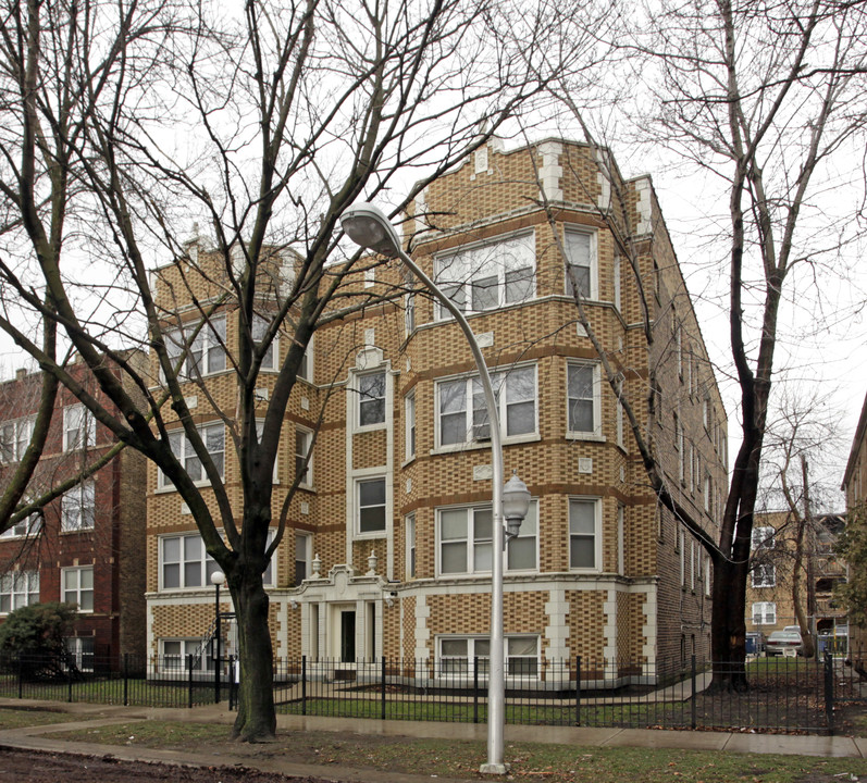 6150-6152 N Hoyne Ave in Chicago, IL - Building Photo