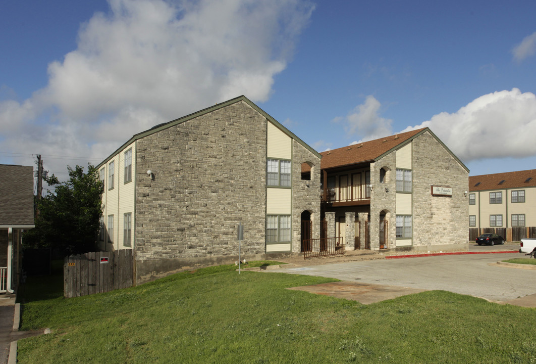 Princeton Condominiums in Austin, TX - Building Photo