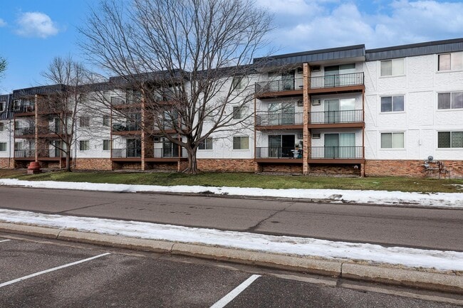 Chelsea Park in Minneapolis, MN - Foto de edificio - Building Photo