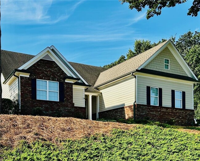 property at 4507 N Gate Dr
