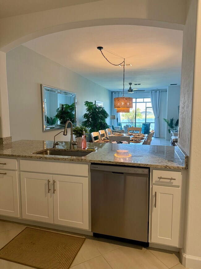 15615 Sunny Day Dr in Bradenton, FL - Building Photo - Building Photo