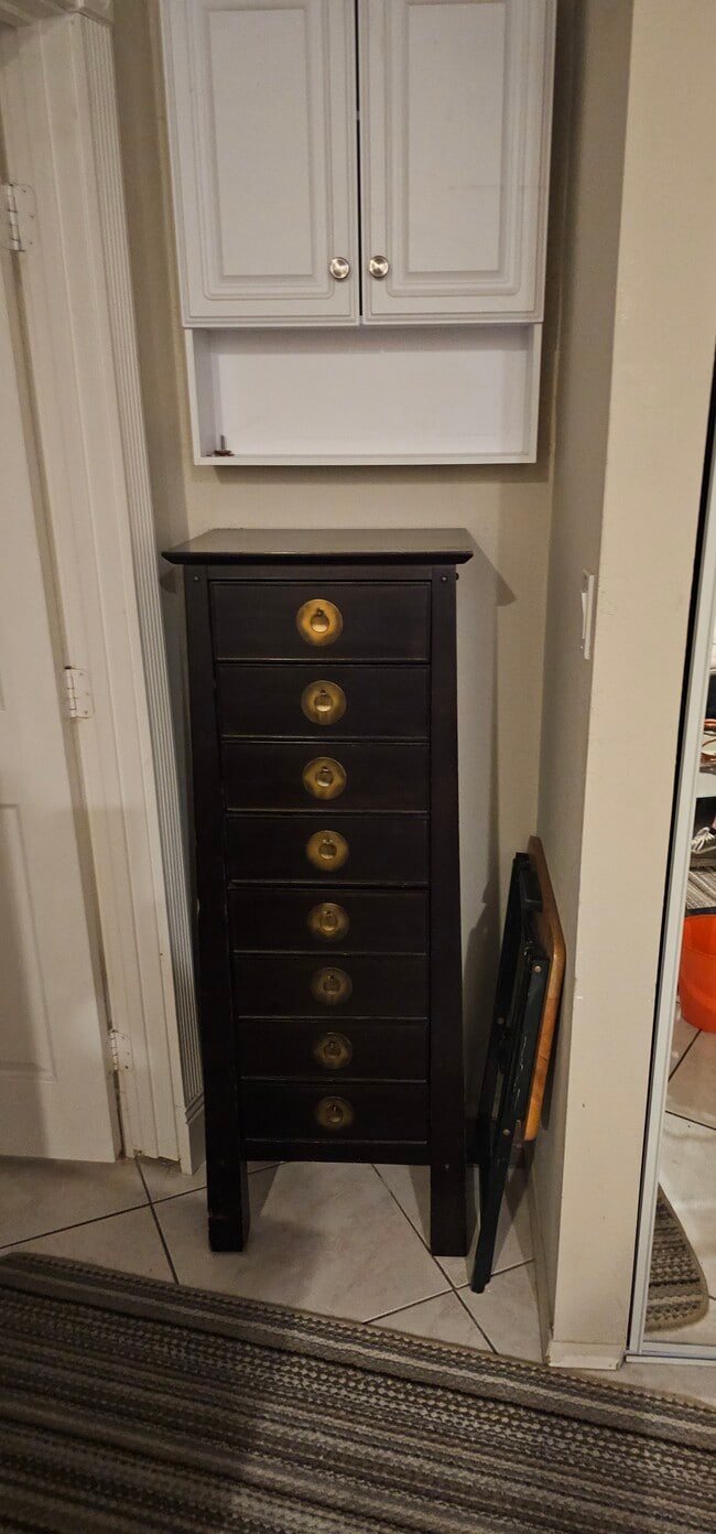 1063 Vista Madera Ln in El Cajon, CA - Building Photo - Building Photo