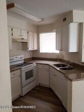 650 Is Clb Ct in Indialantic, FL - Building Photo - Building Photo