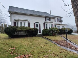 59 Old River Rd in Lincoln, RI - Building Photo