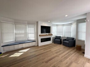 213 N Jefferson Ave in Margate City, NJ - Foto de edificio - Building Photo