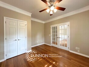 10906 Chamberlain Hall Ct in Charlotte, NC - Building Photo - Building Photo