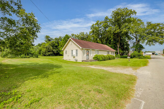 107 Railroad St in Statesboro, GA - Building Photo - Building Photo