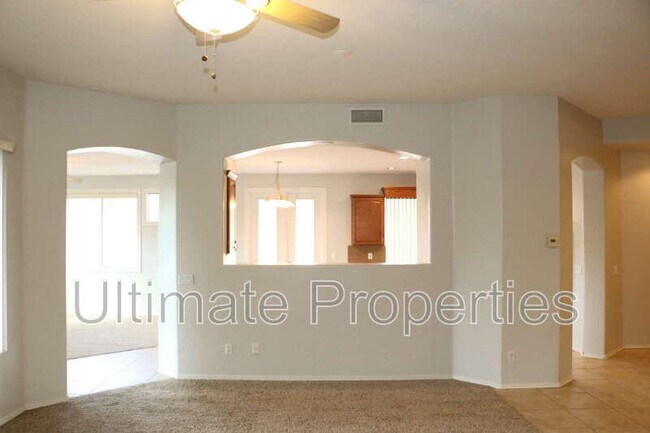 property at 27158 N Whitehorn Trail