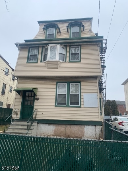 property at 1143 Louisa St