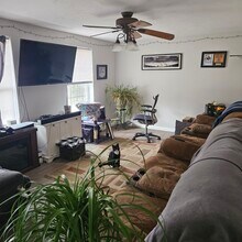 137B Highrock Rd in Weare, NH - Building Photo - Building Photo