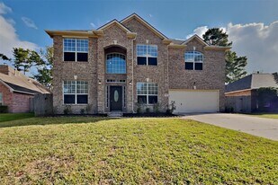 8402 Sports Haven Dr in Humble, TX - Building Photo